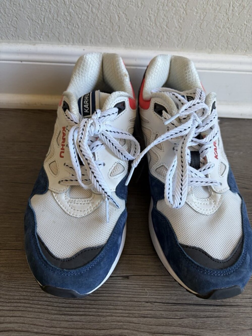 Karhu Legacy 96 Sneakers Mens US 6.5 Womens US 9/9.5 Blue Red White